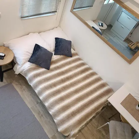 Little Perunika Apartment *